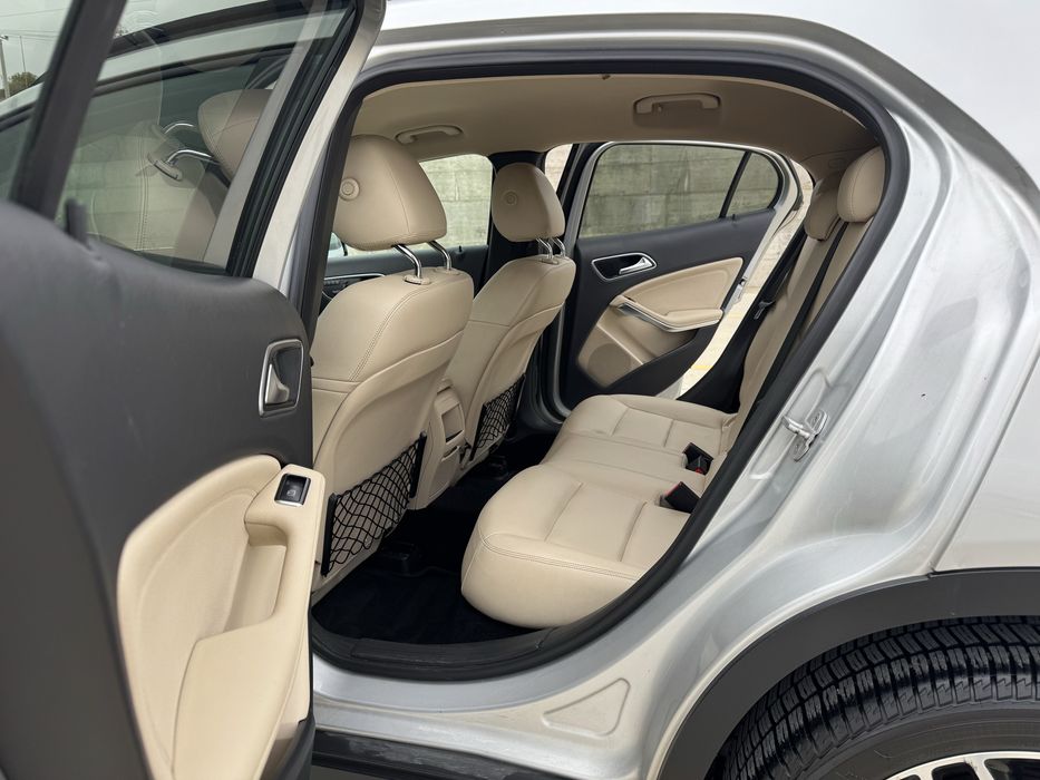 Mercedes GLA 200 CDI / 4Matic / Euro 6 / 2014 / Harman Kardon /