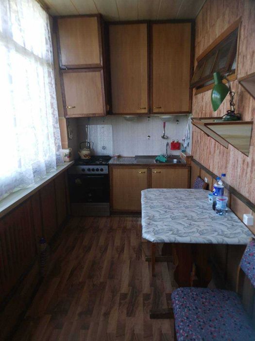 Юнусабад 14 
Петушок , метро Туркистан 
2/4/4