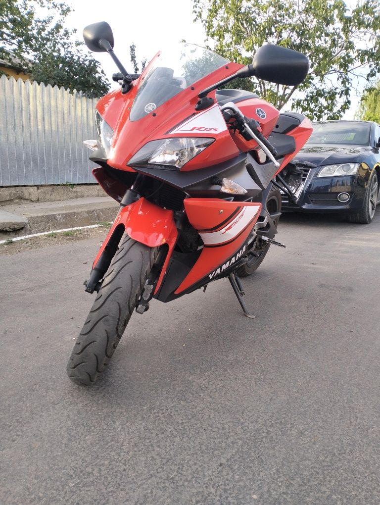 Yamaha R 125,2010,3000 €