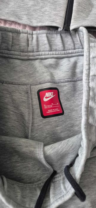 Nike - оригинален спортен комплект, екип, суичър