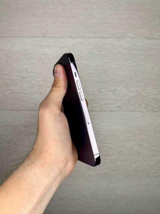Phone 14 Pro 128GB Deep Purple.
