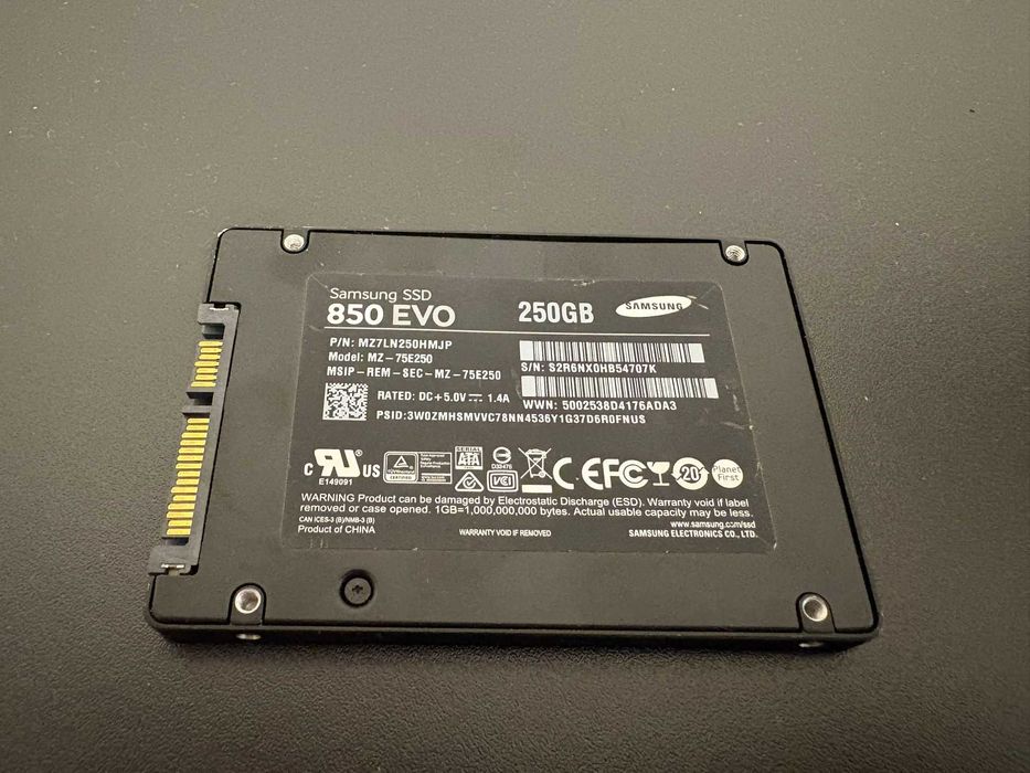 SSD Samsung 850 EVO 250GB (96% Health)