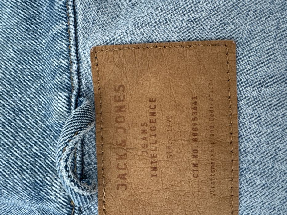 Преходно дънкови яке Jack&Jones. Размер М.