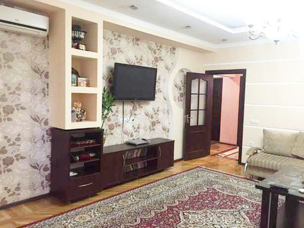 Центр, метро Ойбек 4/6/9. Квартира в центре, продам срочно