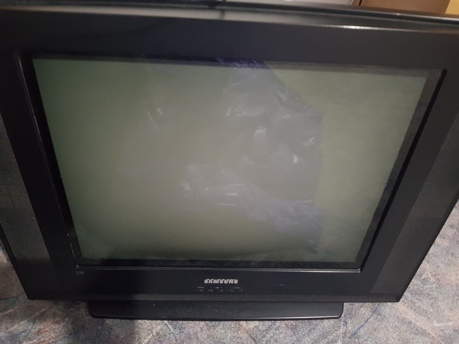 Televizor Samsung si telecomanda originală