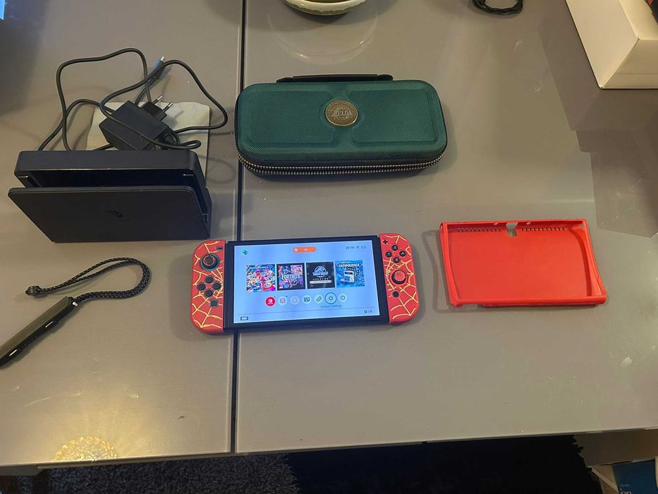 Nintendo Switch  Blue and Red 32GB