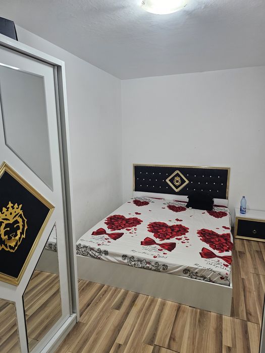 Apartament de închiriat