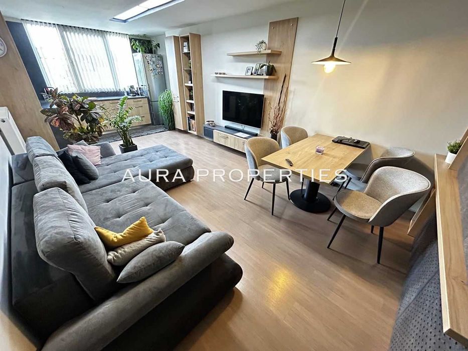 Продава се Тристаен апартамент в Разград, Житница - 75 кв.м за 1823 €/кв.м - Снимка #1