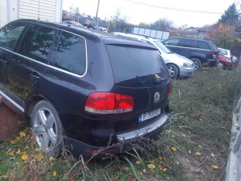 Dezmembrez Vw Touareg 7l 5.0 tdi AYH BLE 313 cai