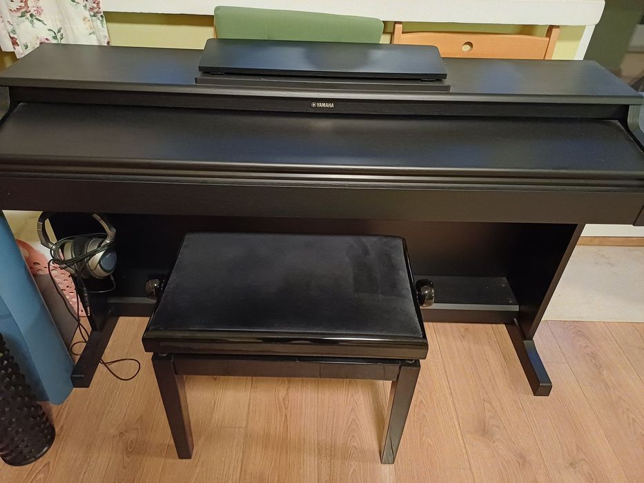 Дигитално пиано Yamaha YDP-164