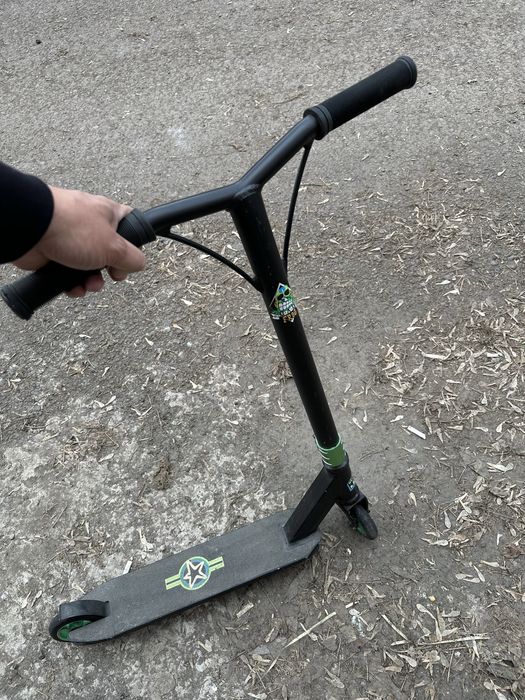 Самокат трюковой