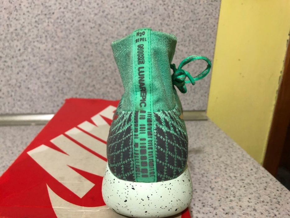 ОРИГИНАЛНИ *** NIKE LunarEpic FLYKNIT Shield Green/ Dark Grey/ Metalli