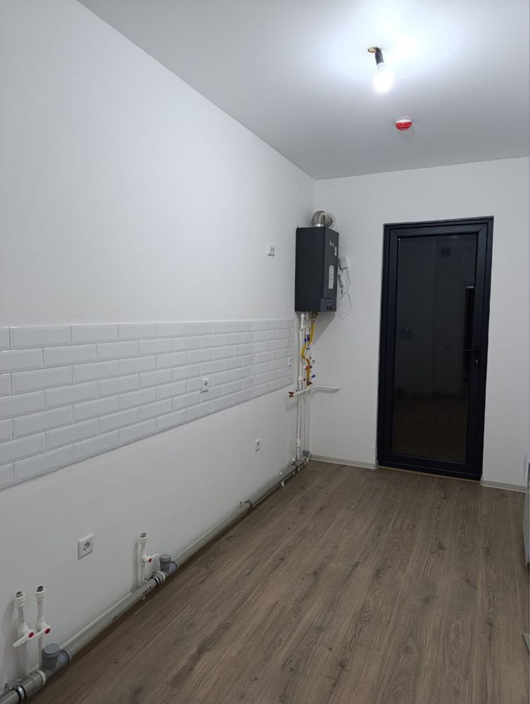 Срочно продаётся 1 комнатная квартира.Assalom sohil. Можно под ипотеку