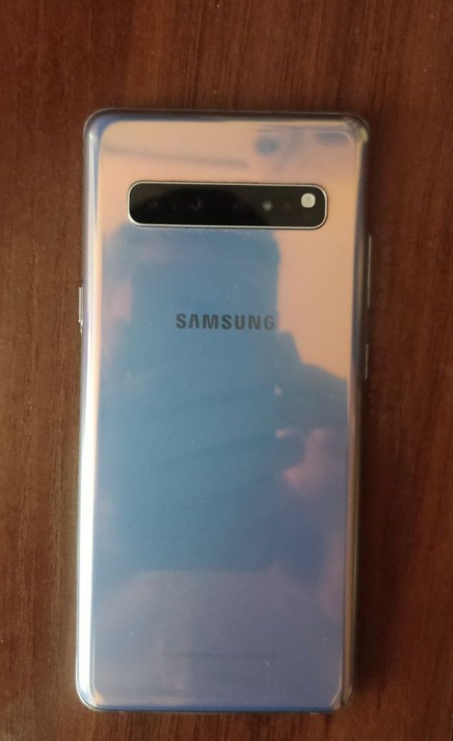 Продаётся Samsung S10 5G! (Корейский)