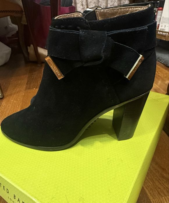 Bitine Ted Baker 38