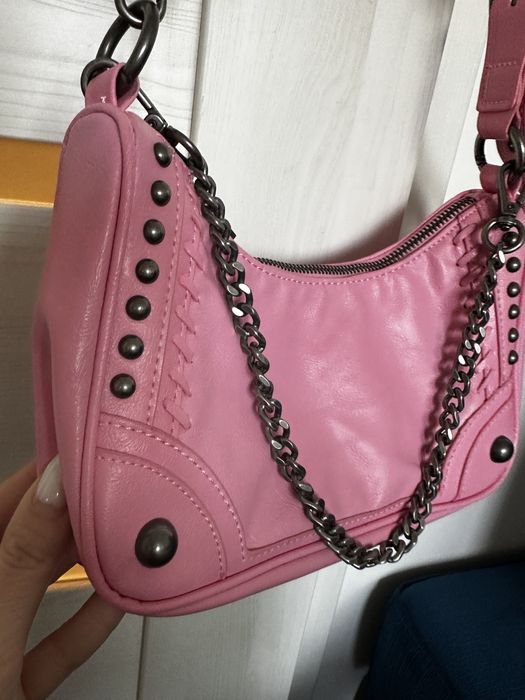 Продавам розова чанта Zara