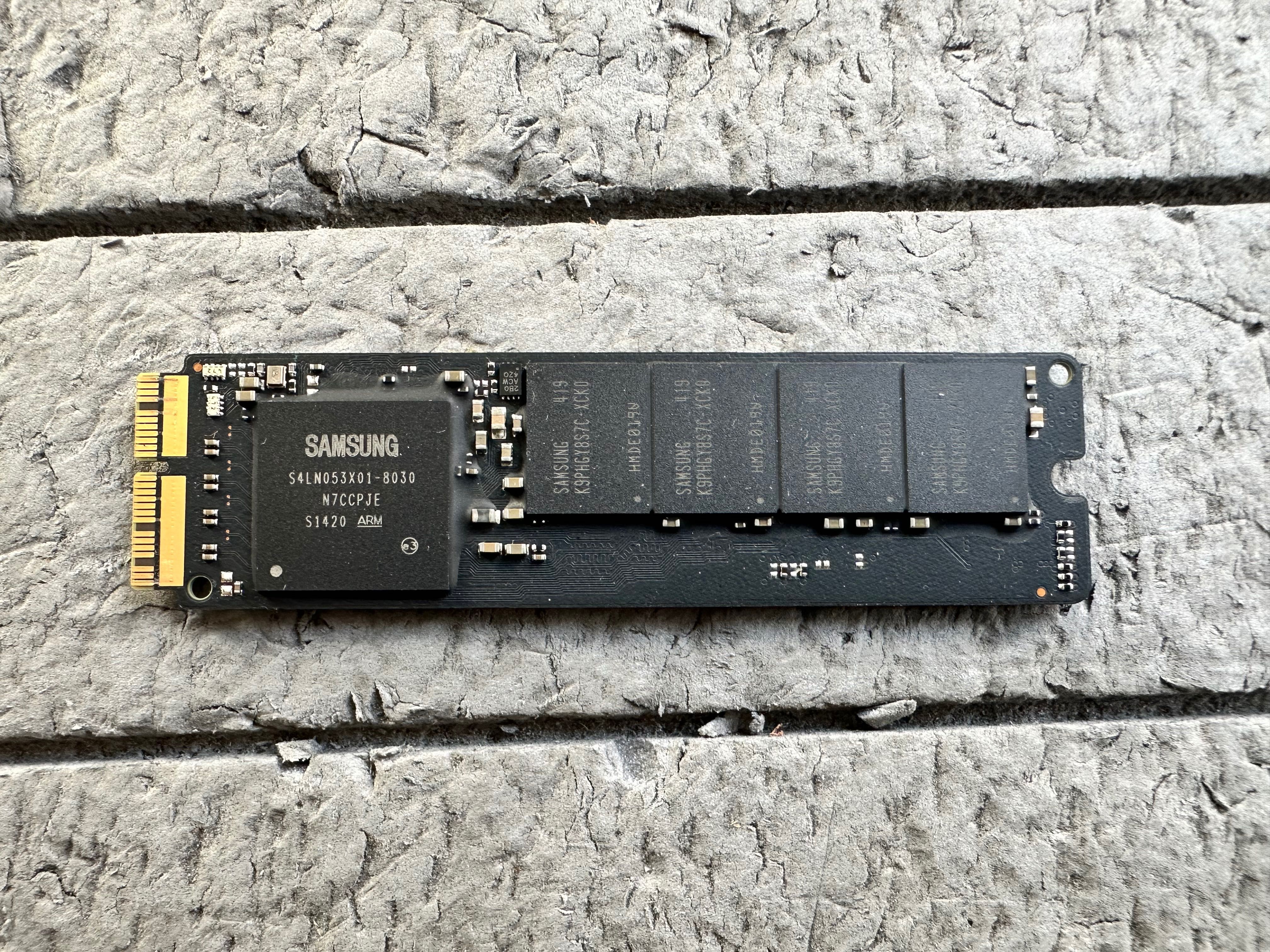 Ssd 512gb Apple original macbook pro 2013/2014/2015 imac 100% viata