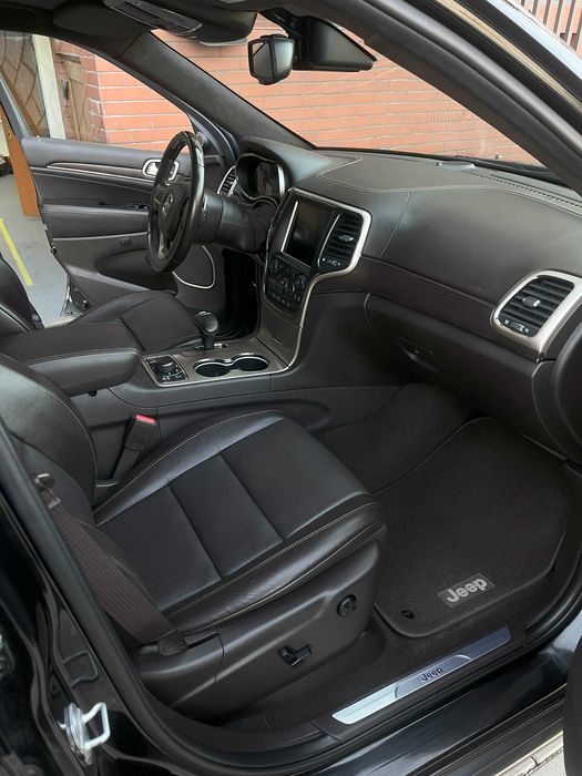 Jeep grand Cherokee summit 3.0 CRD - TVA deductibil
