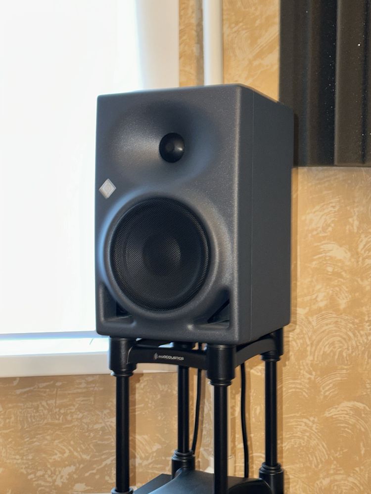 Neumann KH 120 A