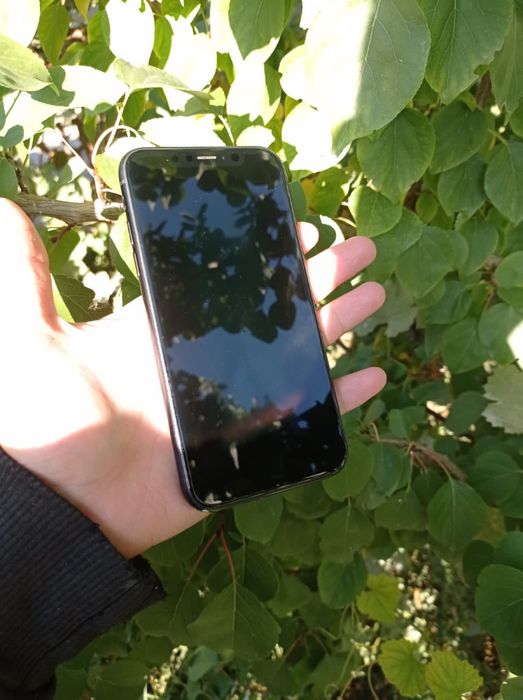 iPhone XR 64 в хорошем состоянии