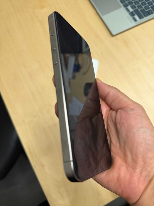 iPhone 15 Pro Max – Natural Titanium 256 GB – Отлично състояние