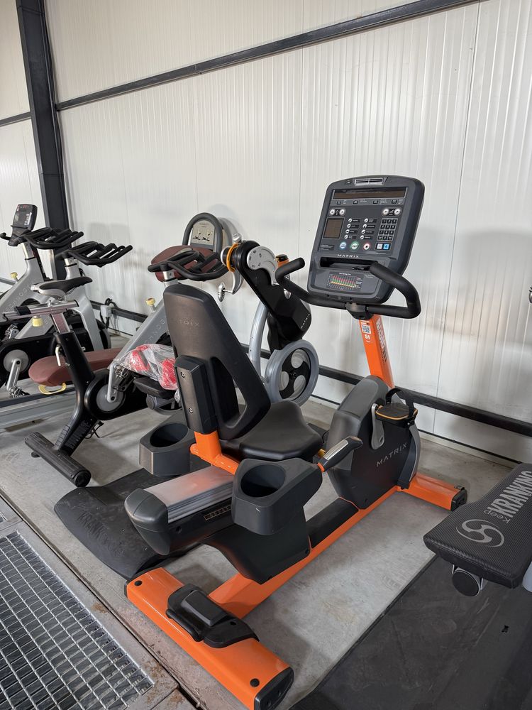 Bicicleta : Matrix Precor Life Fitness cybex