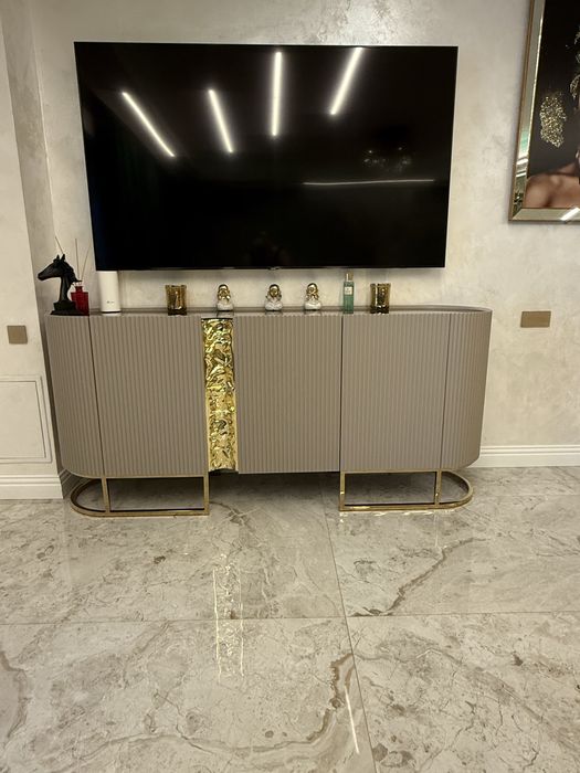 Set mobilier living: masa+scaune+canapea+fotolii rotative+comoda TV