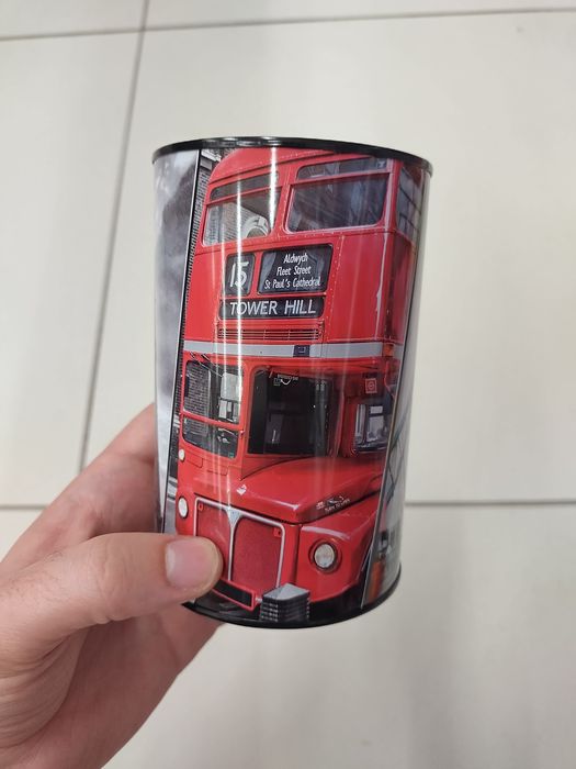 Pușculiță metalică decorativă – model autobuz londonez roșu