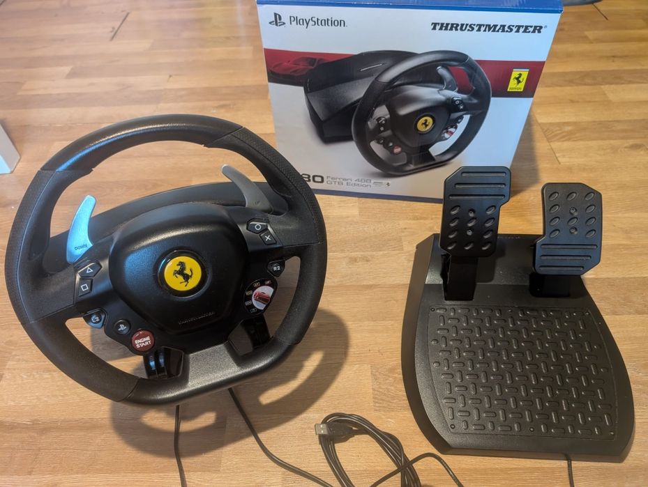 Volan Thrustmaster T80 RW Ferrari 488 GTB pentru PlayStation 5, PlaySt