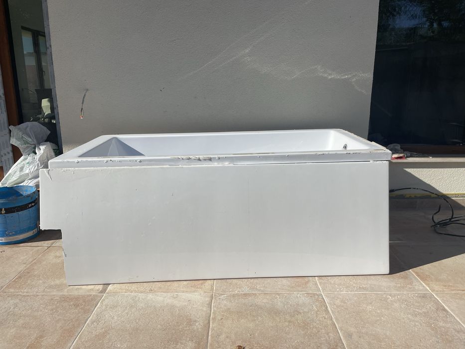 Cada  fibra sticla impecabila 170 x 80. masca, suporti si scurgere