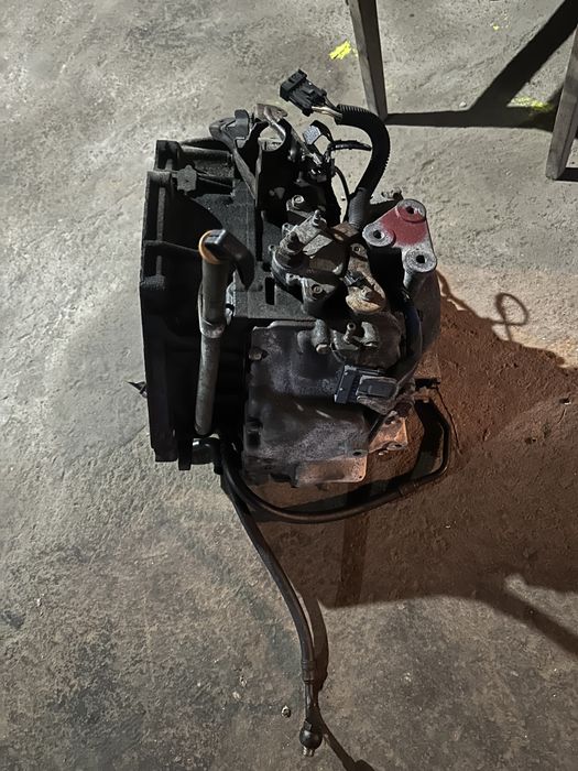 Авто запчасти Опель Астра жи Зафира А коробка автомат коробка