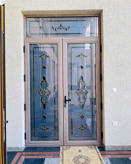 Стеклянные витражи изготовления и установка