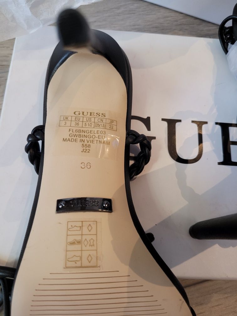 Дамски обувки /сандали GUESS 36