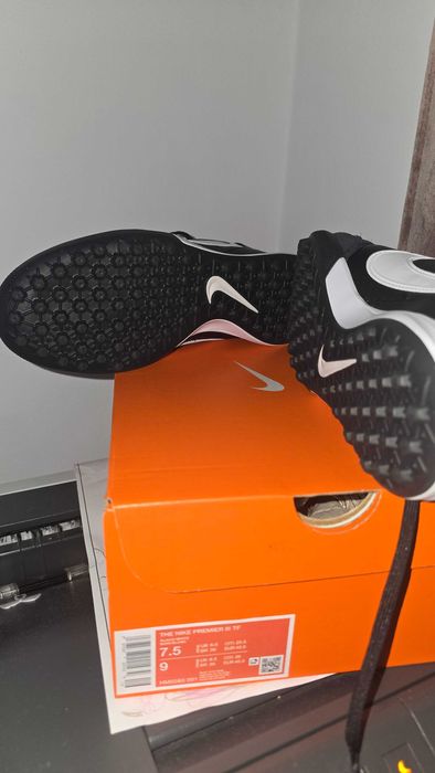 Nike Premier III TF 40.5