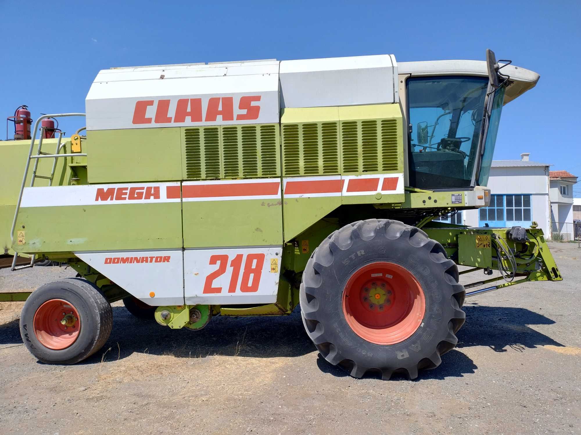 Claas mega 218 зърнокомбайн