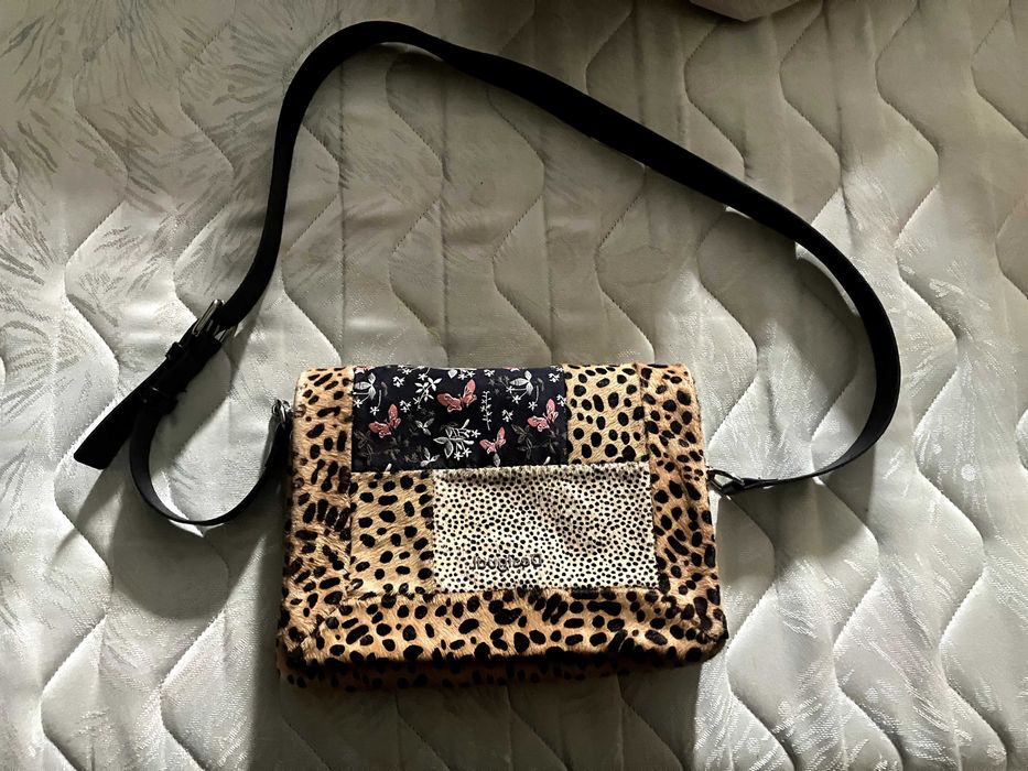 Чанта animal print Desigual