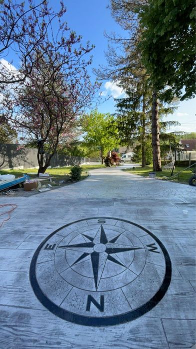 Beton amprentat – pavaj decorativ pentru curți, alei și terase!
