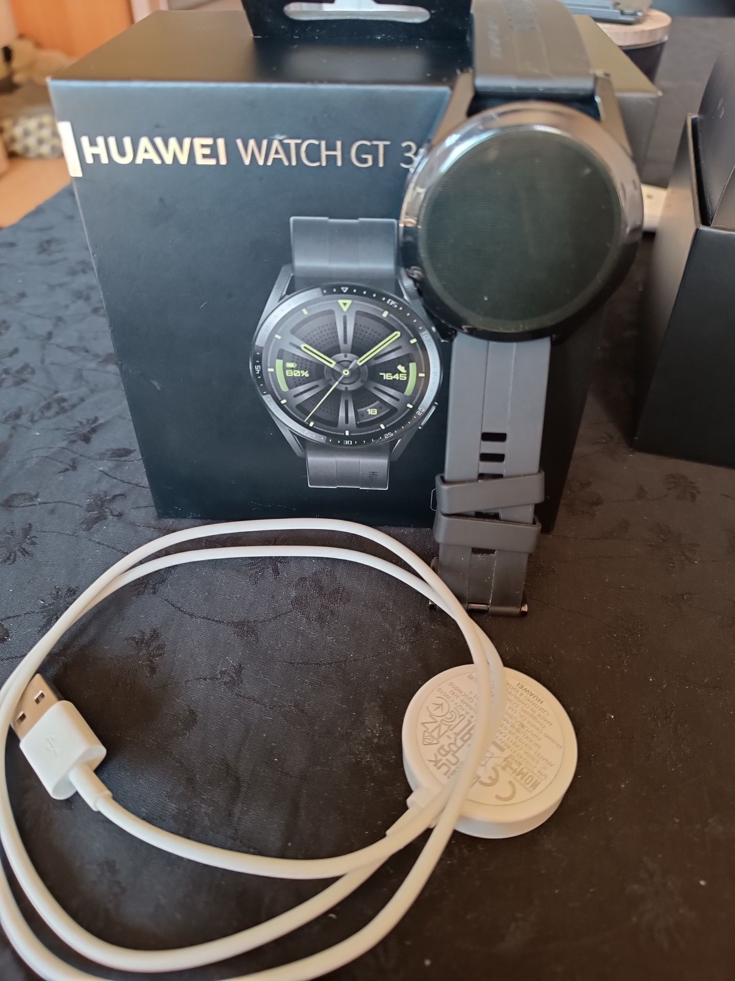 Часовник HUAWEI GT 3