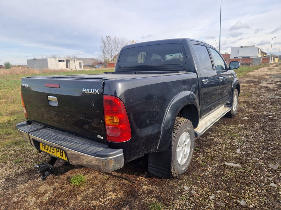 Dezmembrez Toyota Hilux 3.0 1KD-FTV 2006-2011