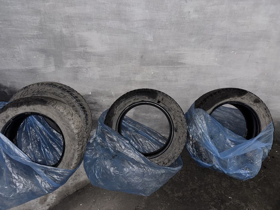 Зимние шины б/у размеры 225/60 R17