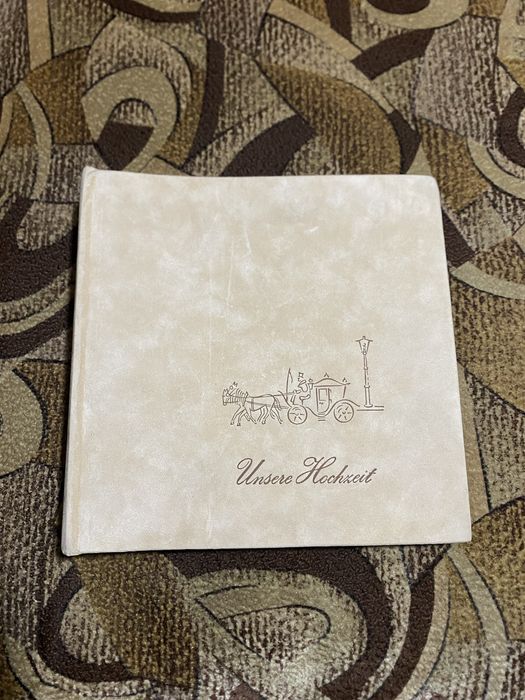 Album foto ,imbracat in catifea ,stil elegant