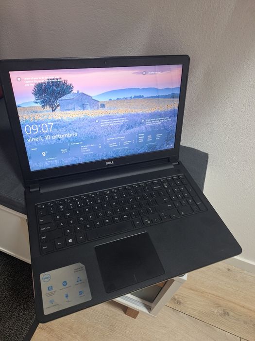 Laptop Dell funcțional intel i7 gen 5 video dedicat 4gb ssd