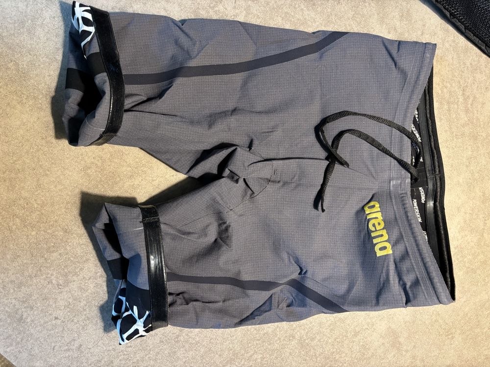 Arena Powerskin Carbon-Core FX, Size 24