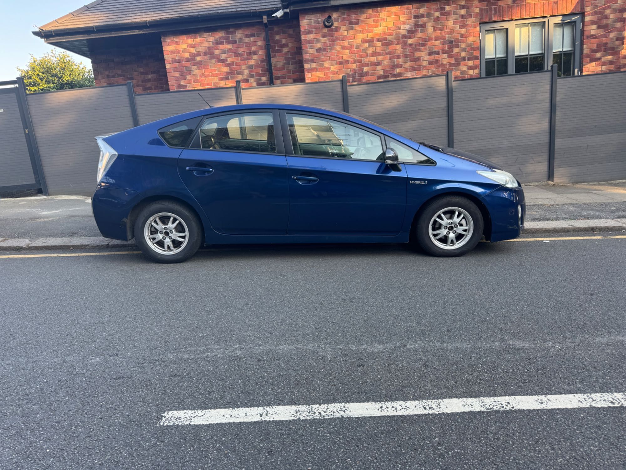 На части Toyota Prius hybrid Тойота Прус хибрид на части 1.8