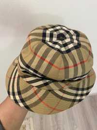 Pălărie burberry originala