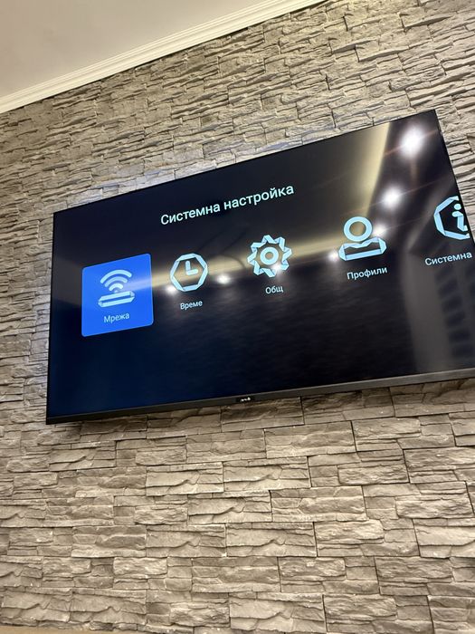 Smart телевизор Arieli 65 инча