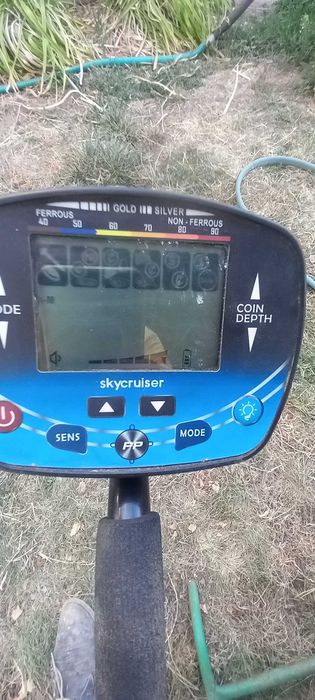 Металдетектор с дискриминация метали 9 волта батерии