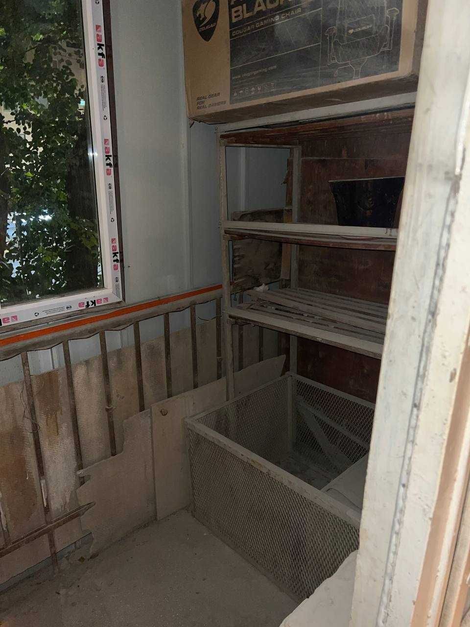 Продам квартиру массив Ялангач, возле IT парка 4/2/4