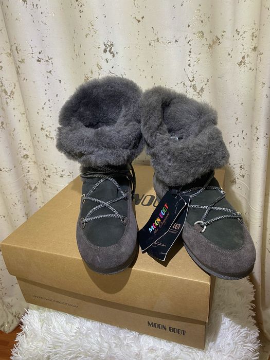 Moon Boot noi marime 38