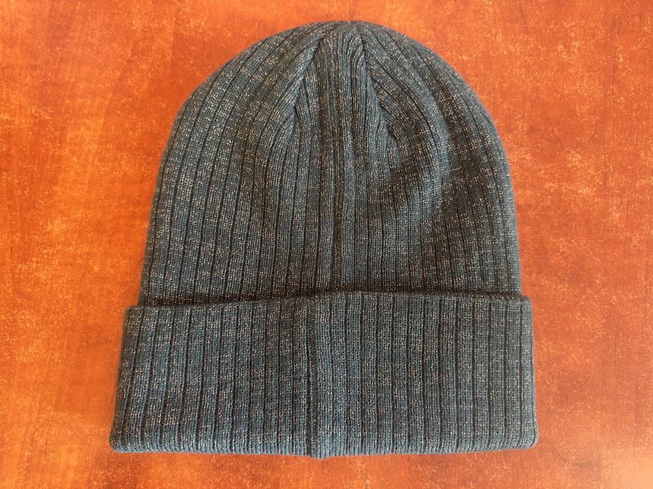 Căciulă damă marca O’NEILL, nouă, model deosebit